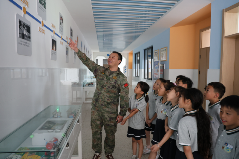 这场国防教育课让少年热血沸腾.png 这场国防教育课让少年热血沸腾.png